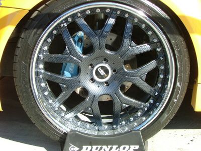 Gold Carbon
This is a used rim!!!We did a rework and look at the depth of image.
