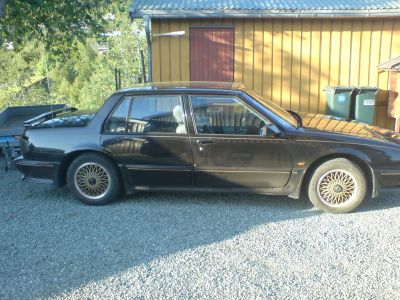 1988 Pontiac Bonneville SSE
Side
Keywords: 1988 Pontiac Bonneville SSE