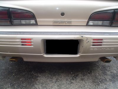 Tail Pipe Extensions
I found these cheezy tail pipe extensions and painted them gold. I've been looking everywhere for original extensions, but so far haven't found them.
Keywords: Cheezy