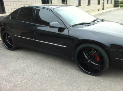 Bonneville 
Keywords: 22" Blacked out tinted black pearl custom HID's  Bonneville SE
