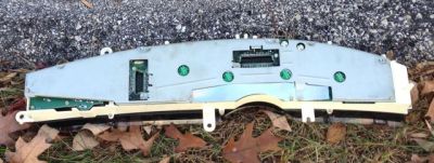 Bonneville 1997 Dashboard Assembly 1
Dashboard cluser assembly removed from dashboard rear
Keywords: Bonneville 1997 Dashboard Assembly