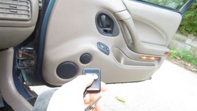 Locks Work - Awesome
Once the Ground Bus was a little cleaner locks worked fine.
Keywords: Ground Bus, Locks Electrical Lights