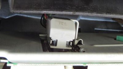 Dashboard Cluster Connector
The wire harness clip for the 1997 Bonneville Dashboard with the Driver Information Center
Keywords: DIC, Bonneville, Driver-Info-Cluster, Dashboard, repair