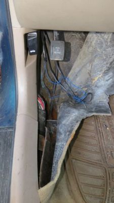 Water in floorpan
What is this little pond of water where my (brake line?) is supposed to be headed.
Keywords: Brake Line Water Floor Bonneville